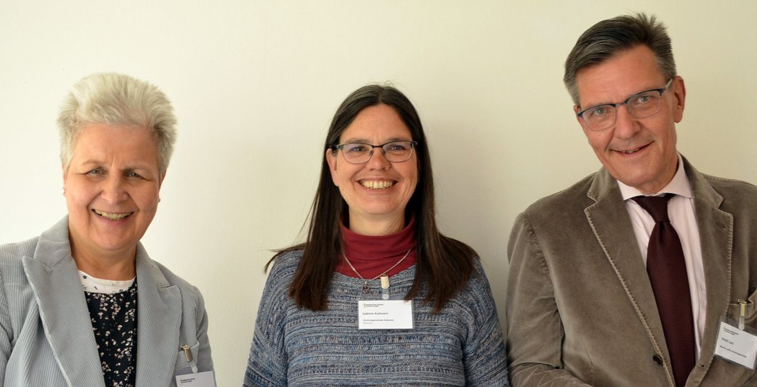 Präsidium der Kreissynode: Dr. Claudia Wein, Pfarrerin Sabine Kuhnert, Präses Niels Lau