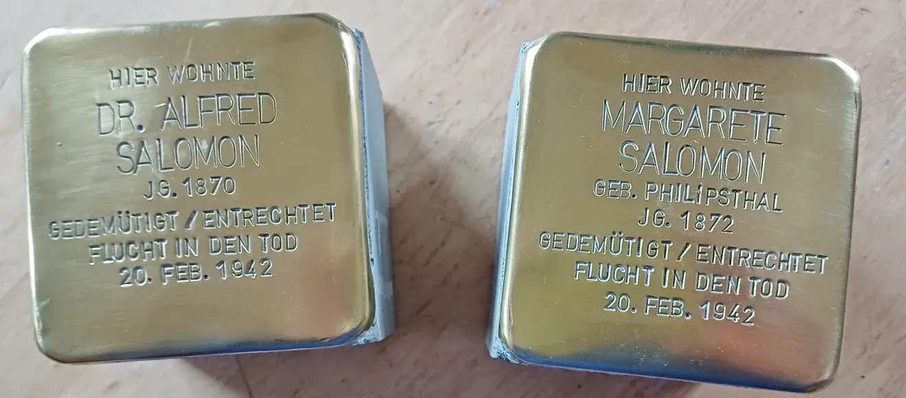 Stolpersteine für Dr. Alfred Salomon und Margarete Salomon