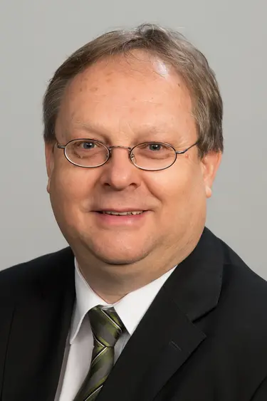 Portraitfoto Stefan Aegerter