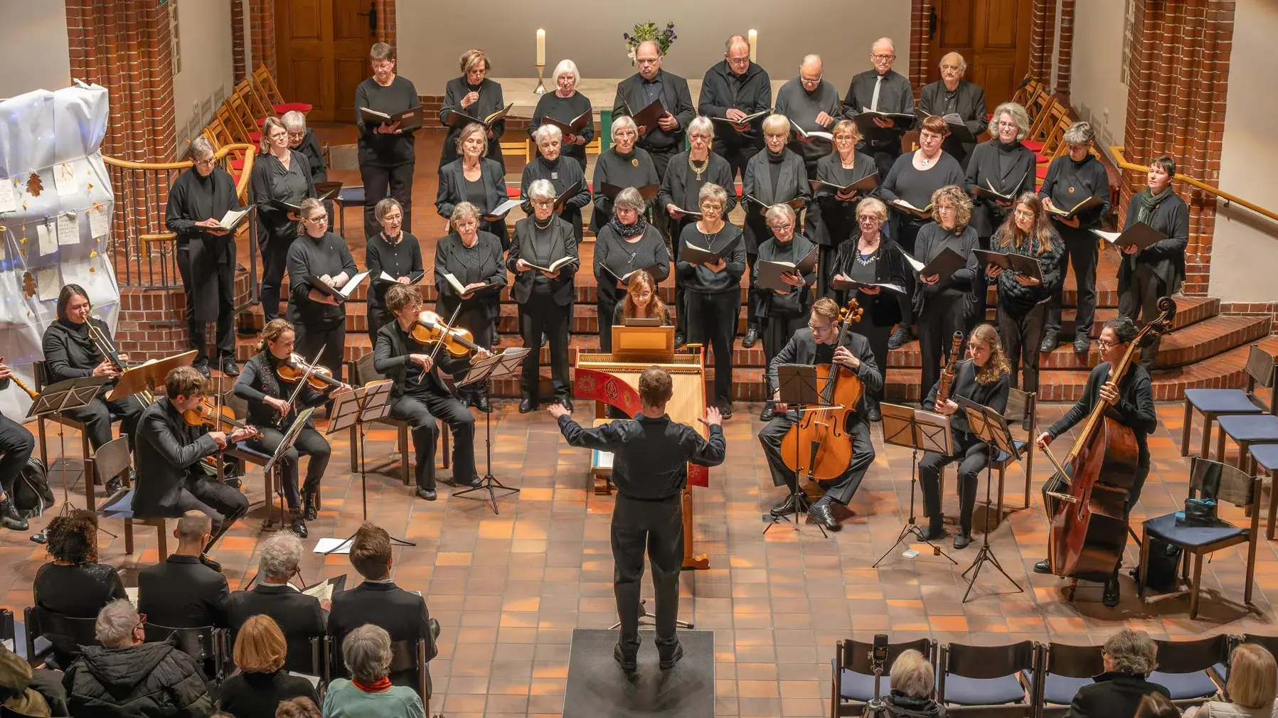Aufführung der Bach-Kantate Nr. 70 mit der Kantorei Petrus-Giesensdorf, Orchester und Solisten
