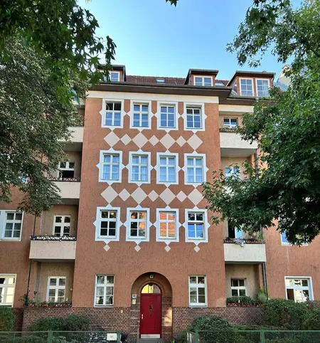 Das Haus Marschnerstraße 18 in Lichterfelde im Jahr 2024