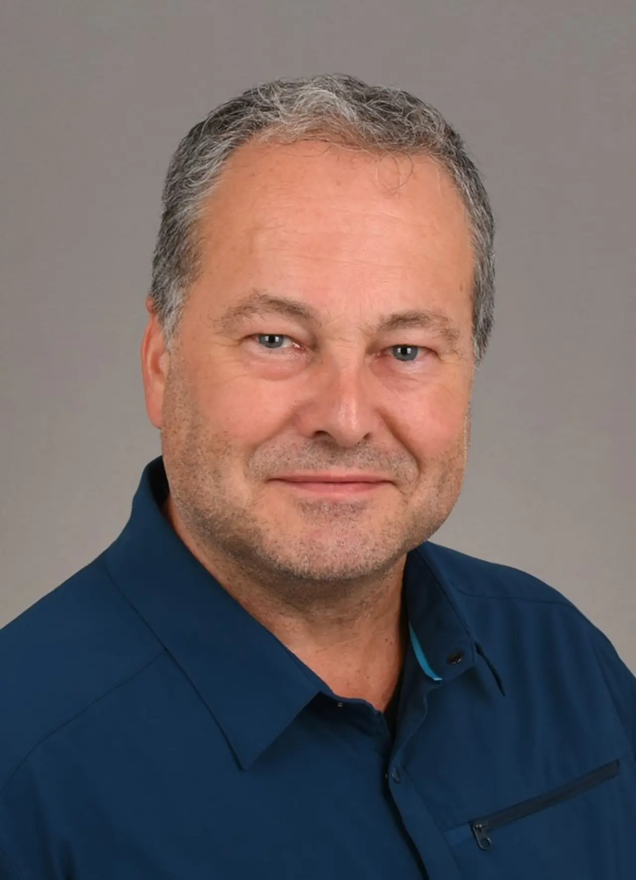 Portraitfoto Johannes Roth