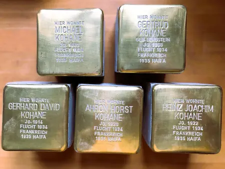 Stolpersteine für Michael und Gertrud Kohane und für ihre Söhne Gerhard David, Ahron Horst-Günter und Heinz-Joachim